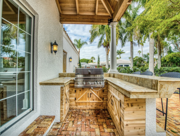 Experience Luxury at this Historic House in Lido Key